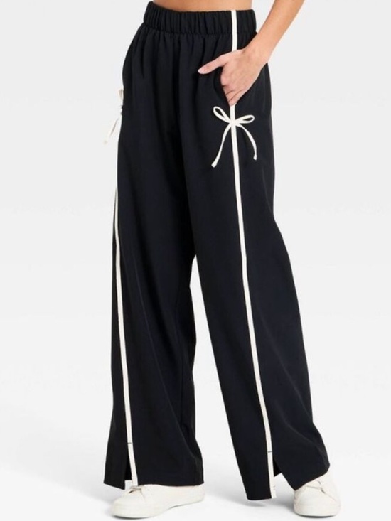 all in motion Pants - all in motion Black Wide-Leg Pants with bow White Contrast Trim